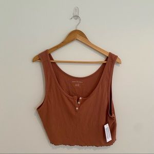 NWT American Eagle Cropped Lettuce Hem Tank size XXL